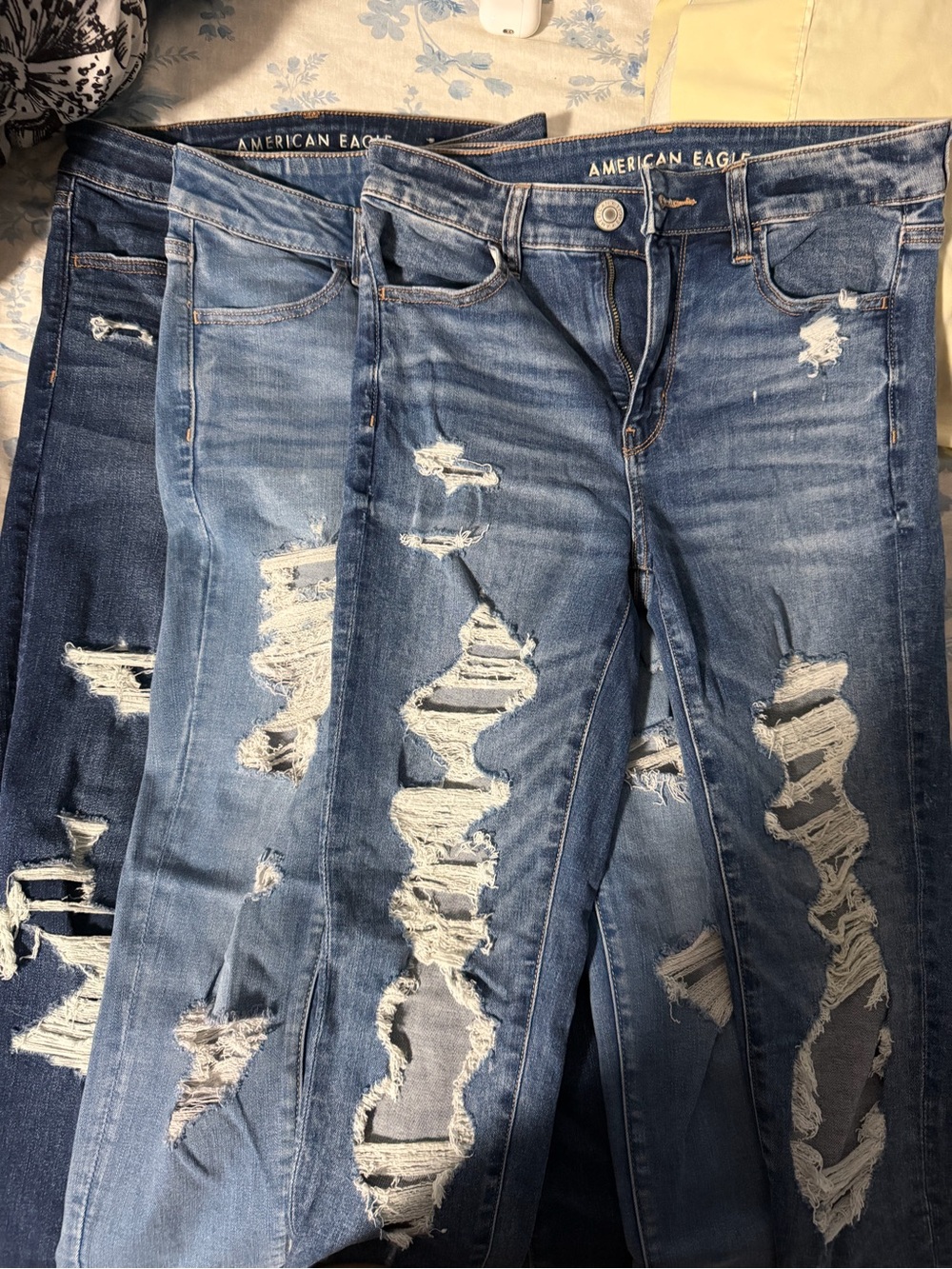 American Eagle Outfitters bundle 3 High-Rise Distressed Jeans